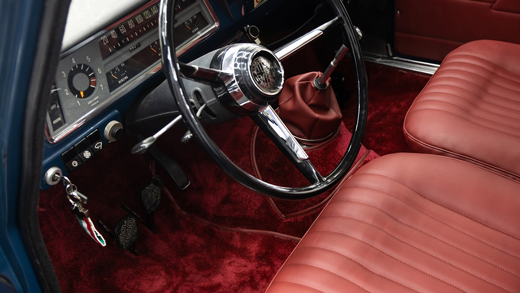 Thanos Designs - Car Upholstery