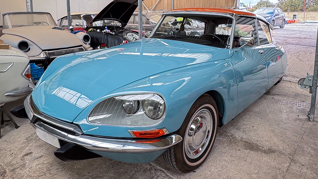 Thanos Designs Citroen DS Classic Front