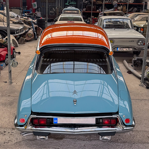 Thanos Designs Citroen DS Classic Back