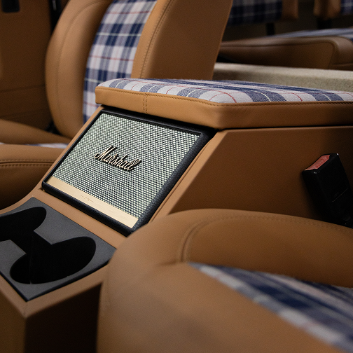 Thanos Designs Land Rover Defender Console Detail