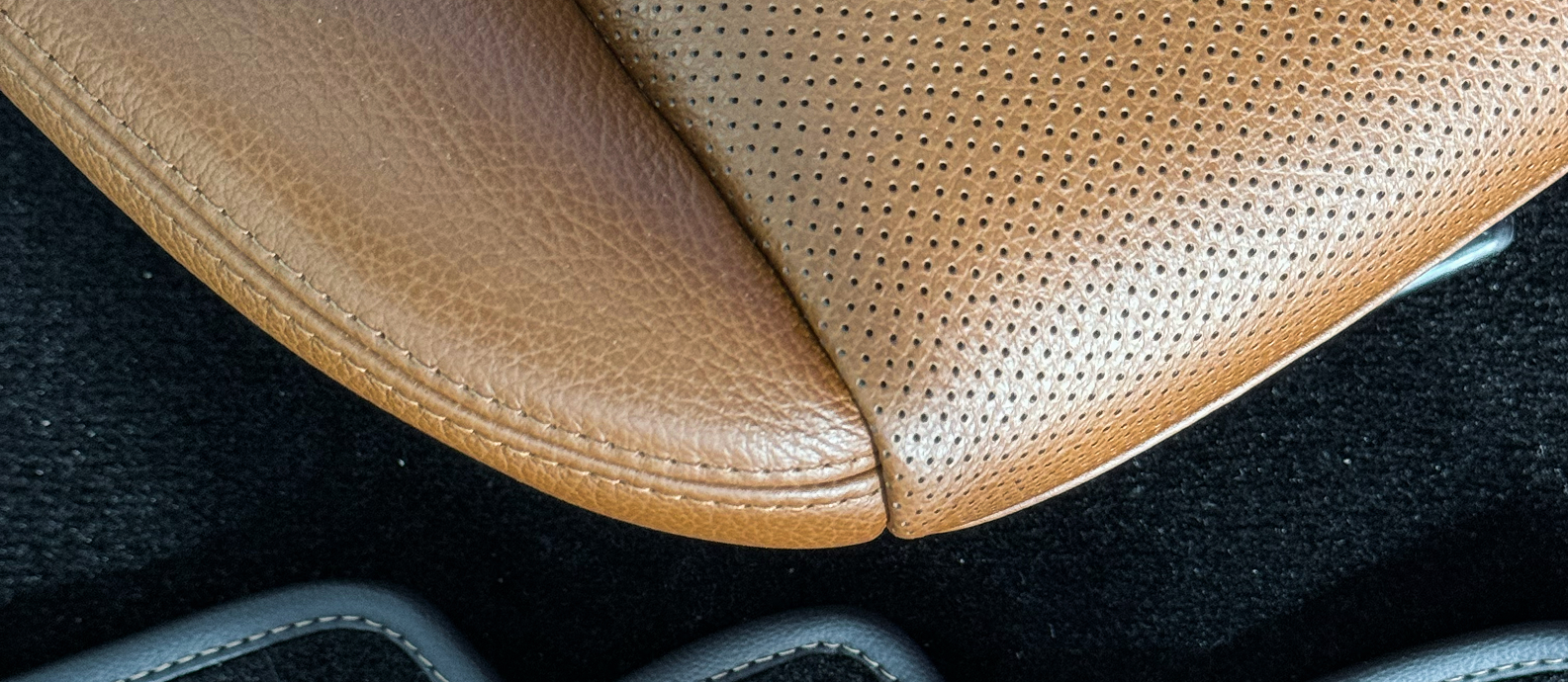 Thanos Designs Audi TT Seat Detail